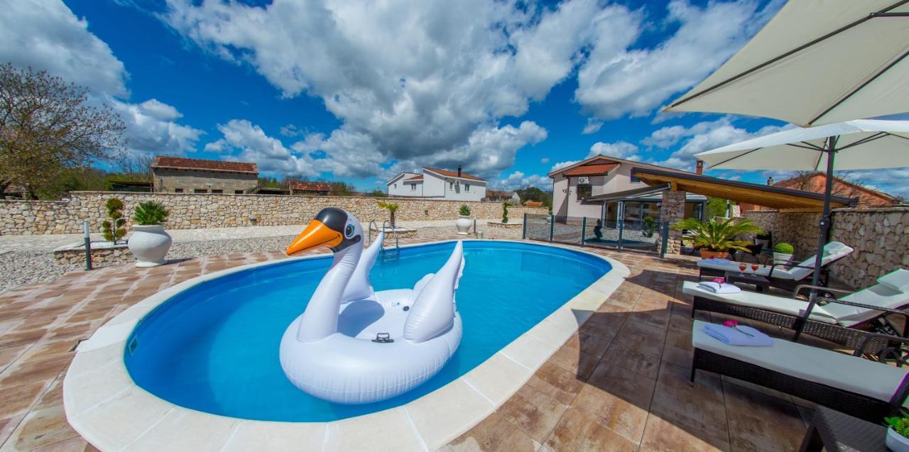 Villa Plavota Liyubuşka Dış mekan fotoğraf