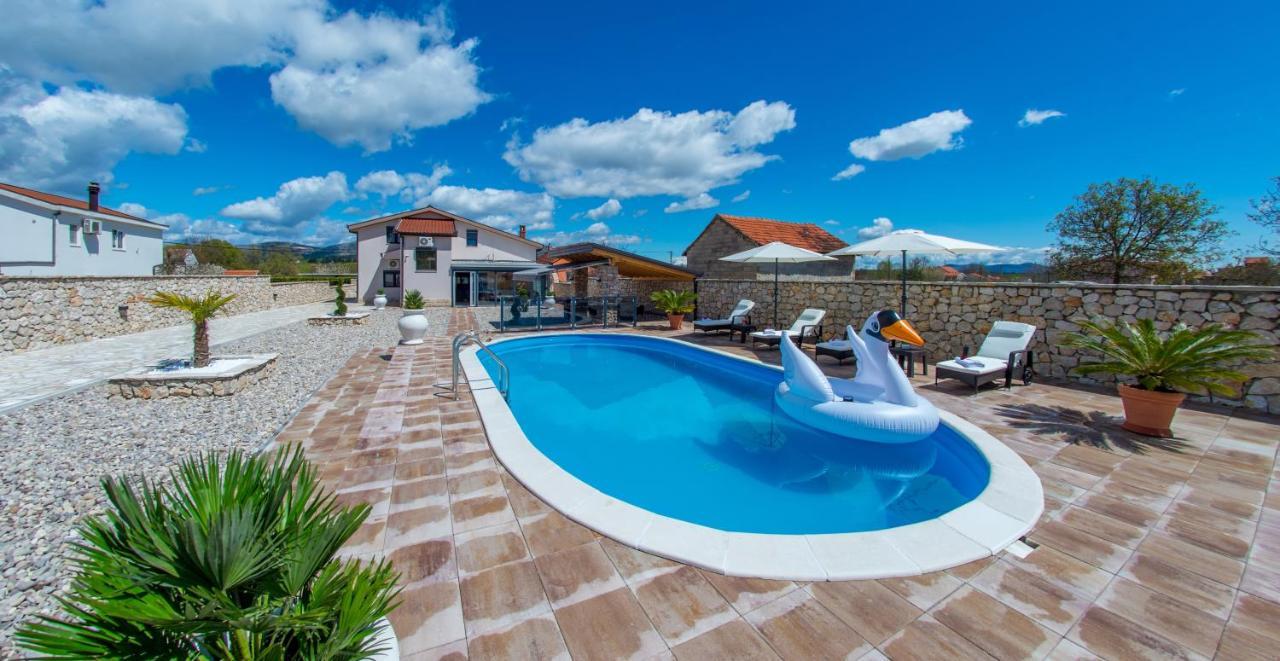 Villa Plavota Liyubuşka Dış mekan fotoğraf