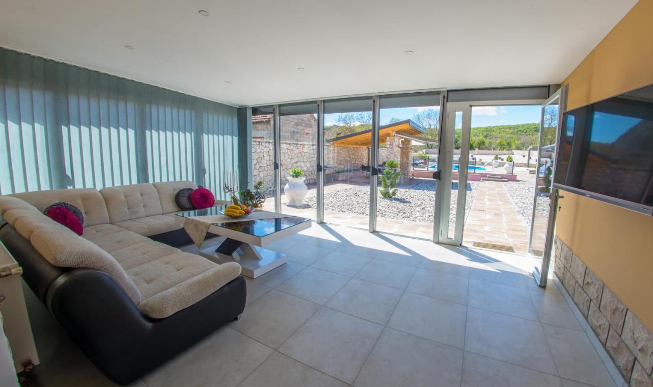 Villa Plavota Liyubuşka Dış mekan fotoğraf
